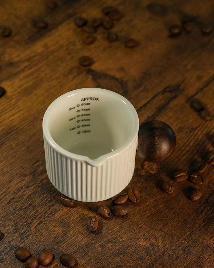 KFÈ 522 Ceramic Measuring Cup