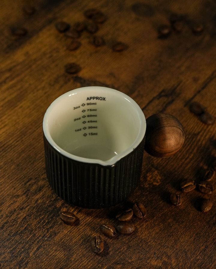 KFÈ 522 Ceramic Measuring Cup